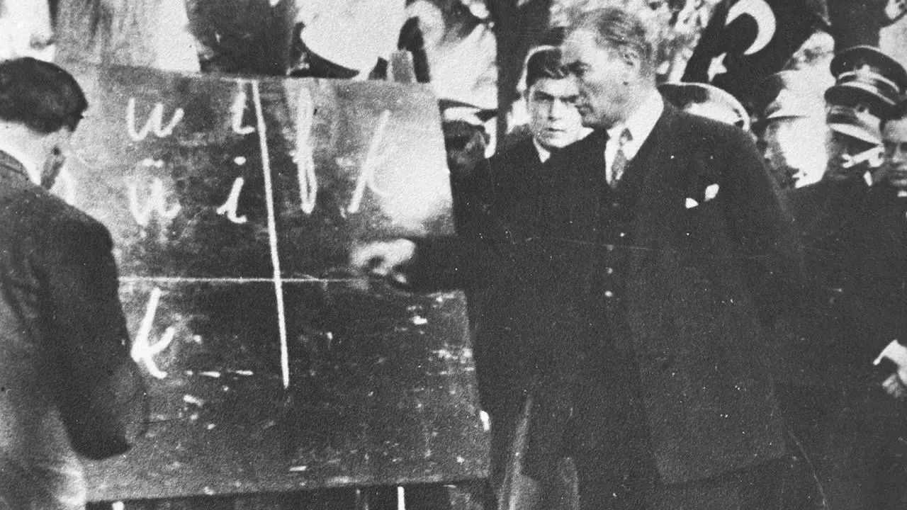 Öğretmenler Günü Hediyesi Fikirleri ve En Anlamlı Mesajlar (2026 Özel Rehberi)